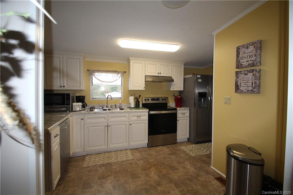 1413 Stoney Point Road Shelby, NC 28150 - Photo 9 of 22 Gallery Image 9