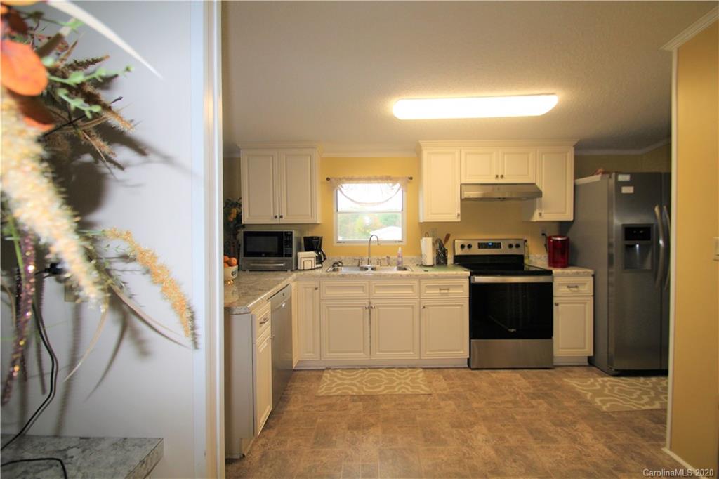 1413 Stoney Point Road Shelby, NC 28150 - Photo 10 of 22 Gallery Image 10