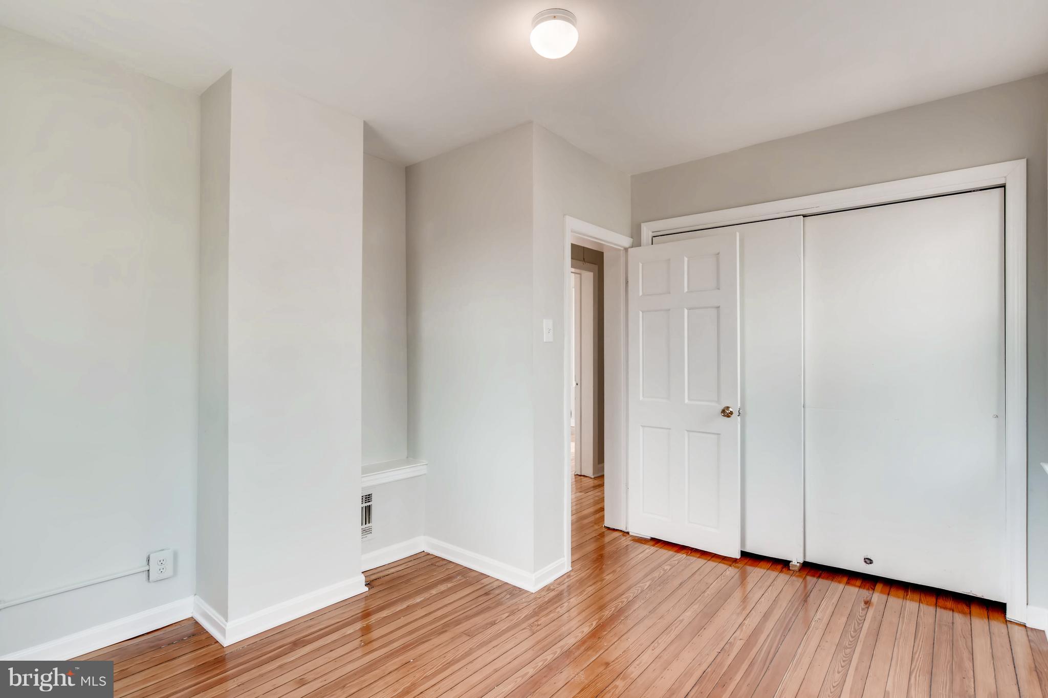 5507 Pilgrim Road Baltimore, MD 21214 - Photo 21 of 28 Upper Level Bedroom