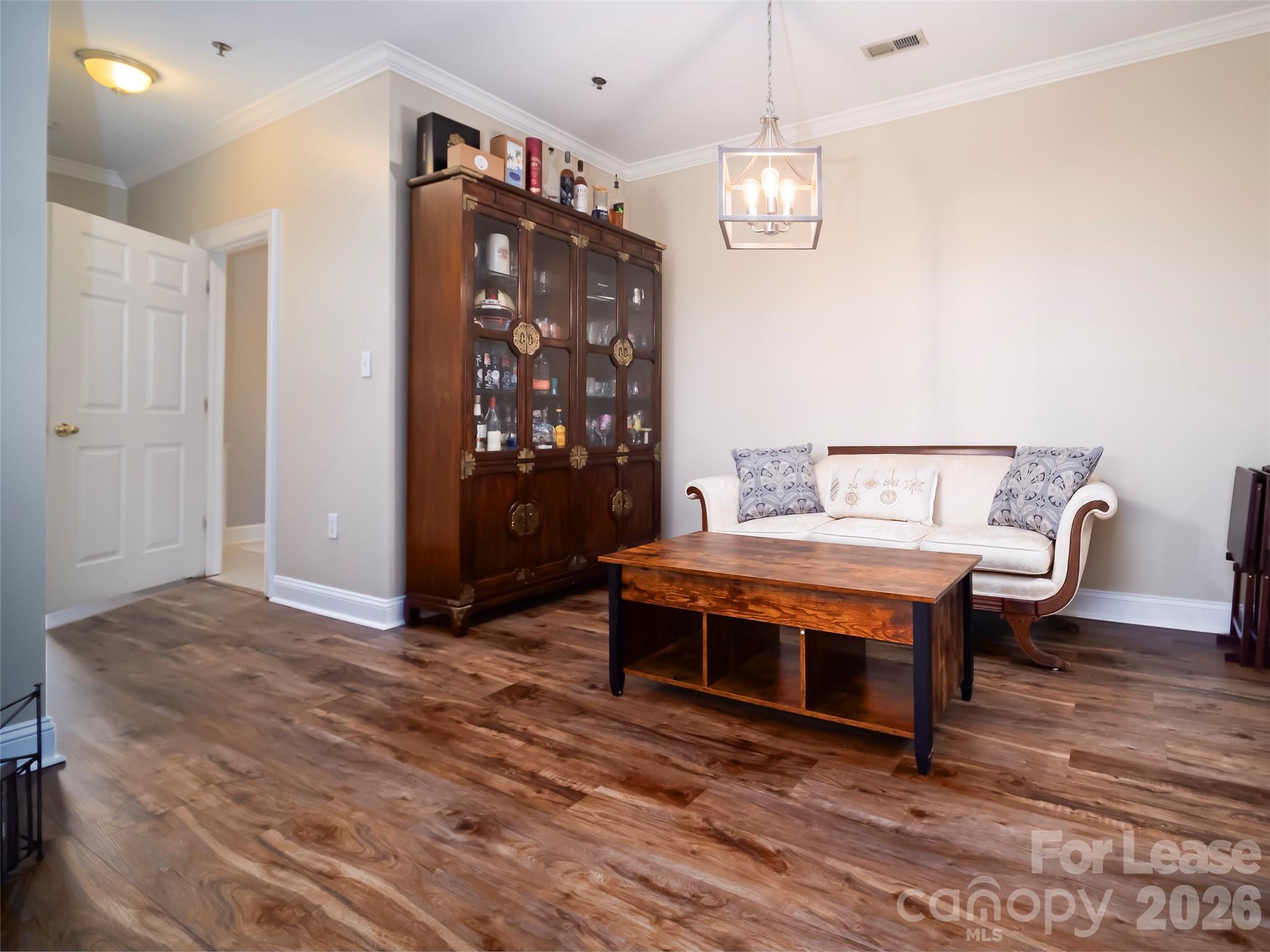 5609 Fairview Road Charlotte, NC 28209 - Photo 7 of 34 Gallery Image 7