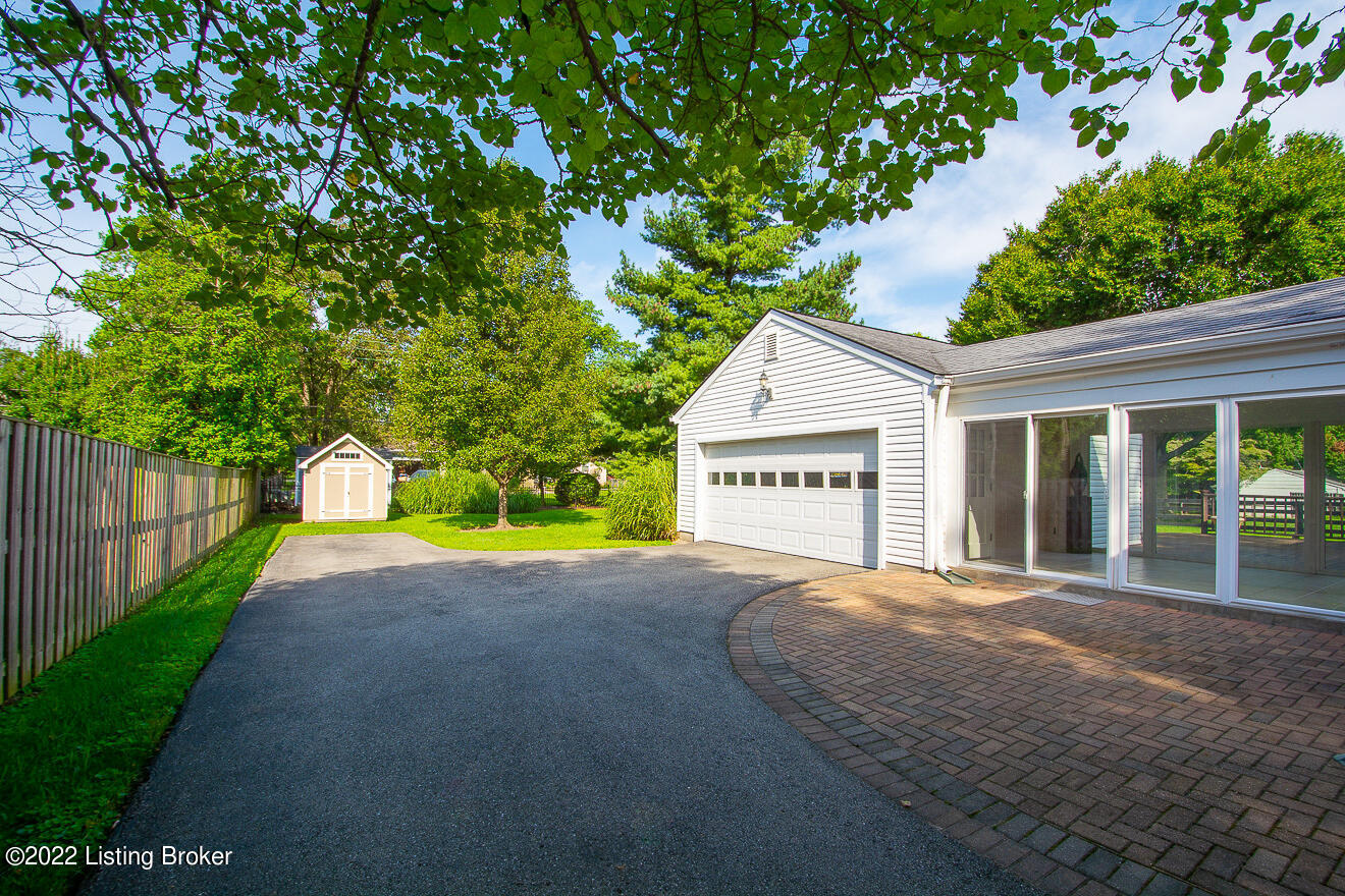 210 North Chadwick Road Louisville, KY 40222 - Photo 43 of 46 2 Car Garage