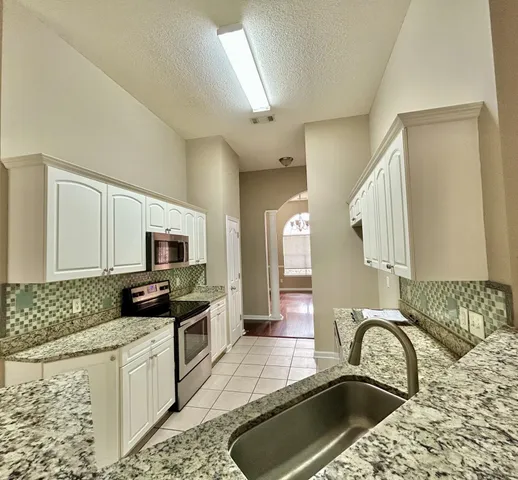 $2,000 | 5069 Millus Cove, Arlington, TN 38002