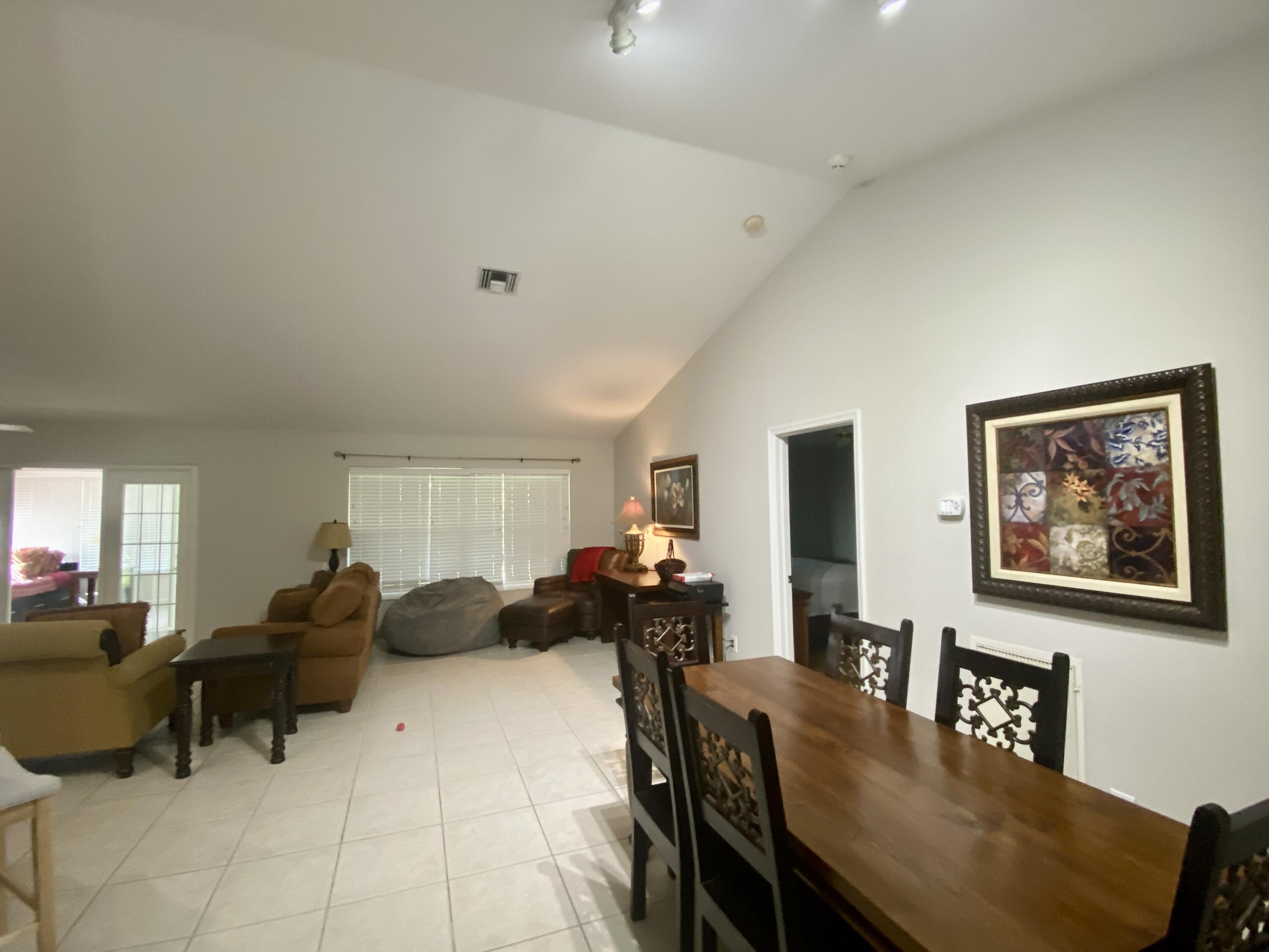 1094 Raintree Lane Wellington, FL 33414 - Photo 12 of 29 IMG_9665