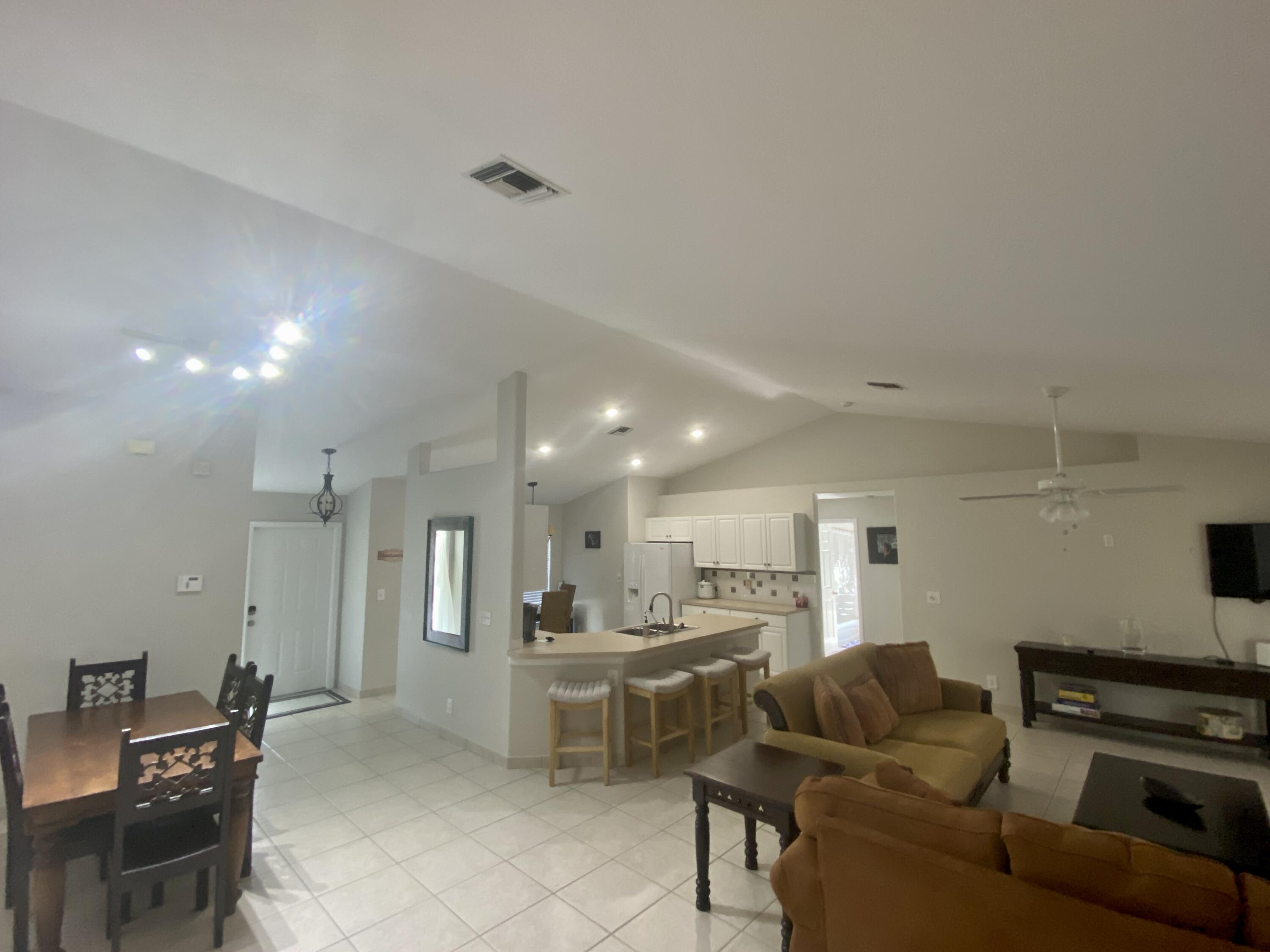 1094 Raintree Lane Wellington, FL 33414 - Photo 13 of 29 IMG_9667 2