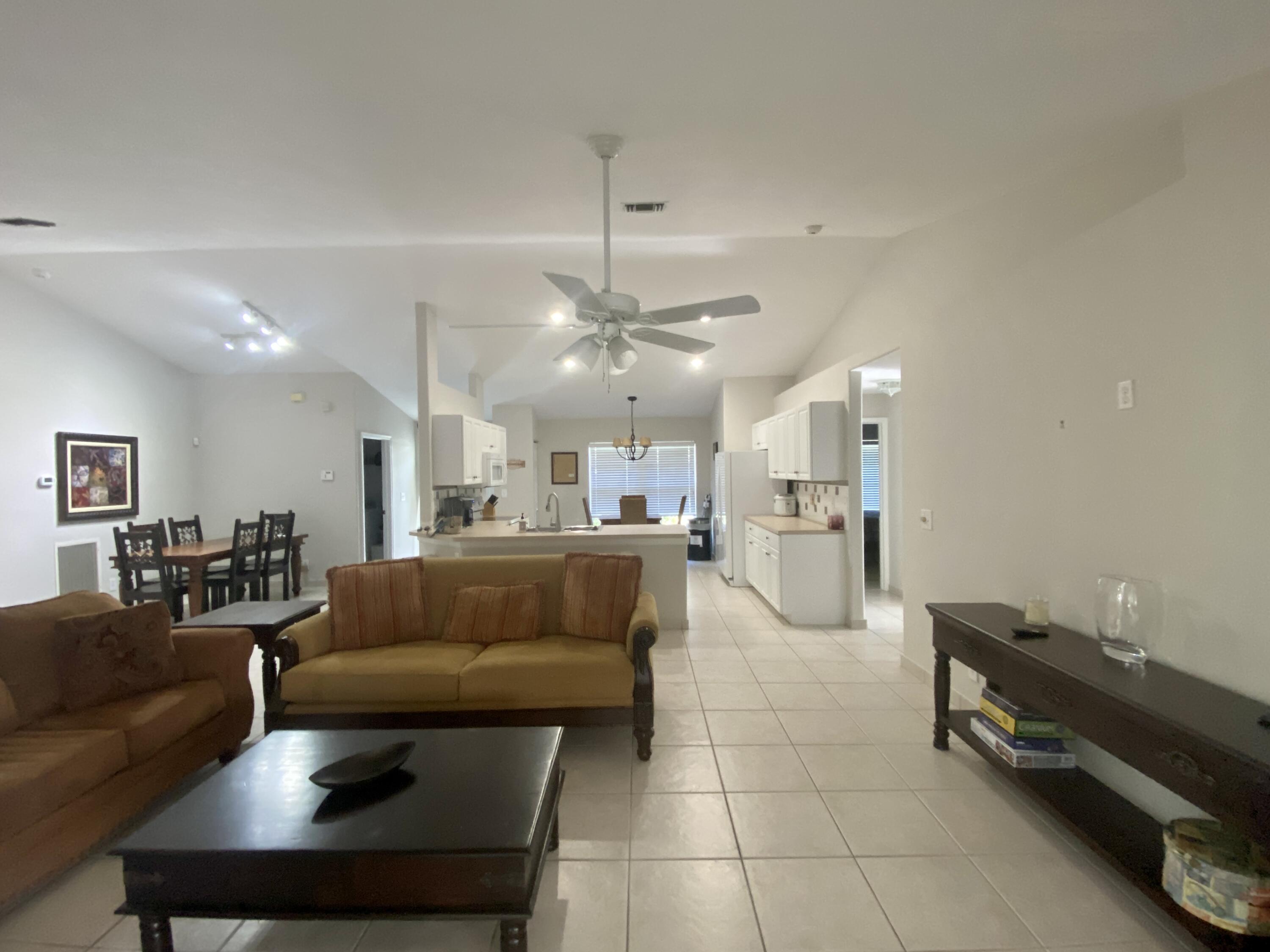 1094 Raintree Lane Wellington, FL 33414 - Photo 15 of 29 IMG_9663