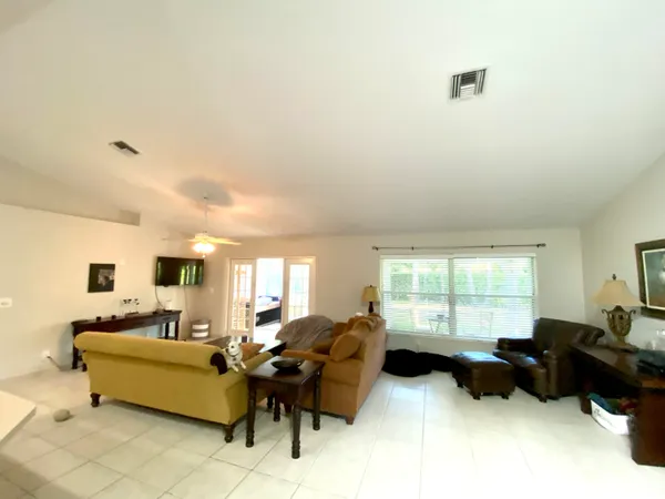 $3,400 | 1094 Raintree Lane, Wellington, FL 33414