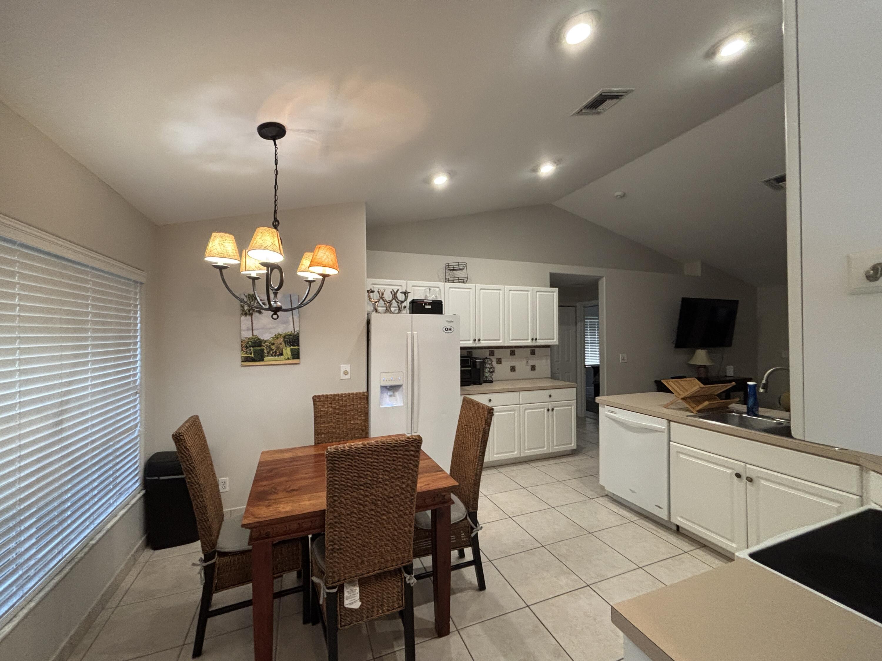 1094 Raintree Lane Wellington, FL 33414 - Photo 5 of 29 IMG_8451