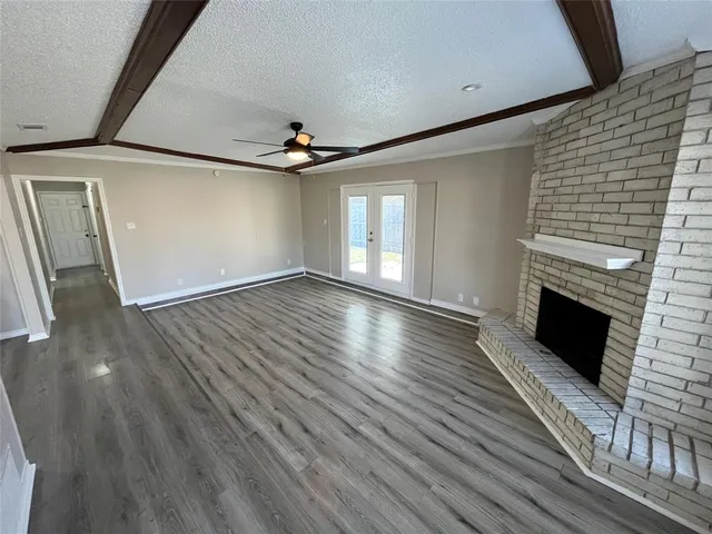 $2,350 | 428 Tiffany Trail, Richardson, TX 75081