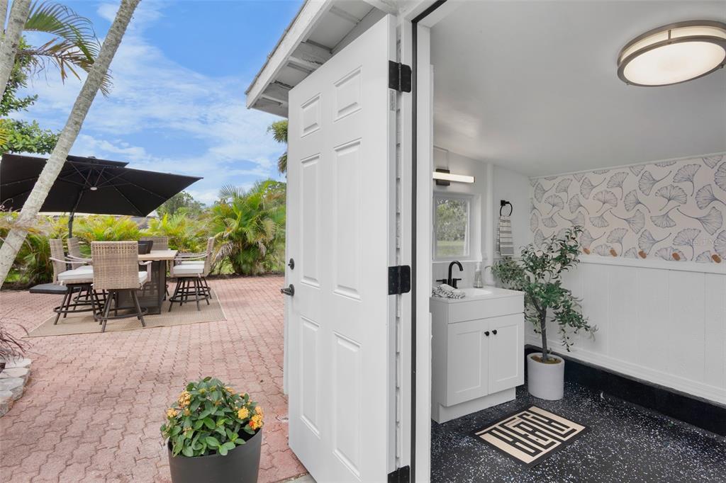 404 Bayshore Road Nokomis, FL 34275 - Photo 31 of 36