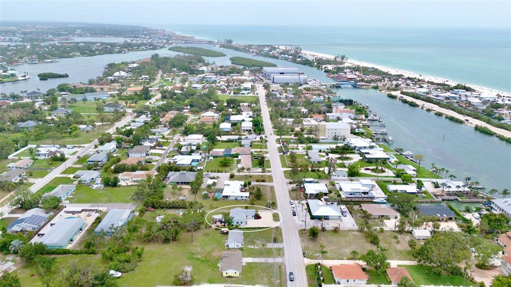 404 Bayshore Road Nokomis, FL 34275 - Photo 32 of 36