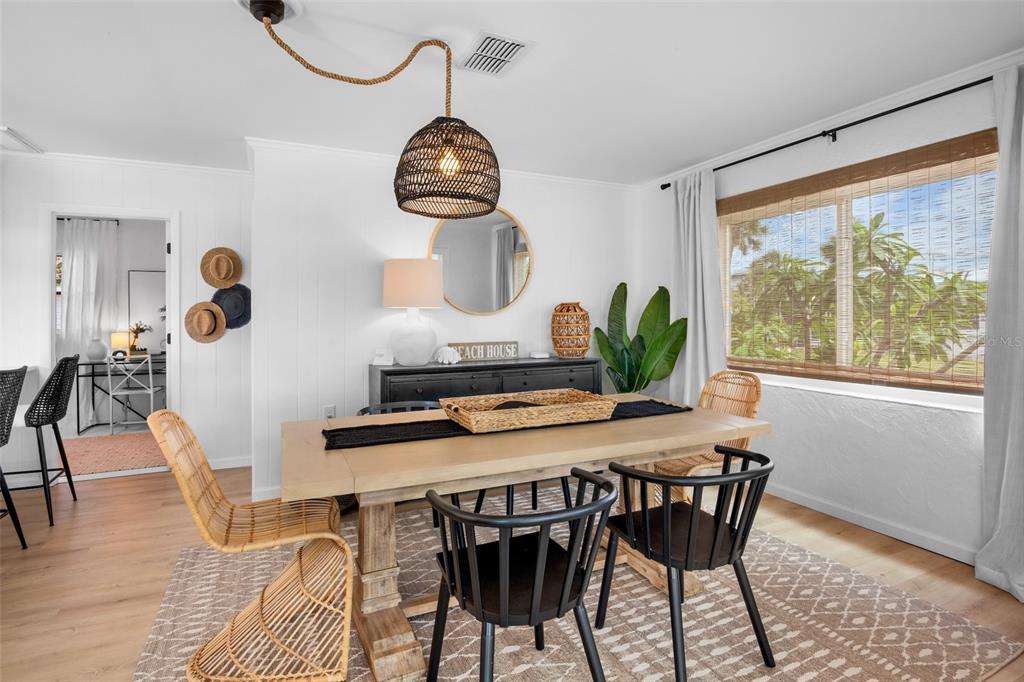 404 Bayshore Road Nokomis, FL 34275 - Photo 9 of 36