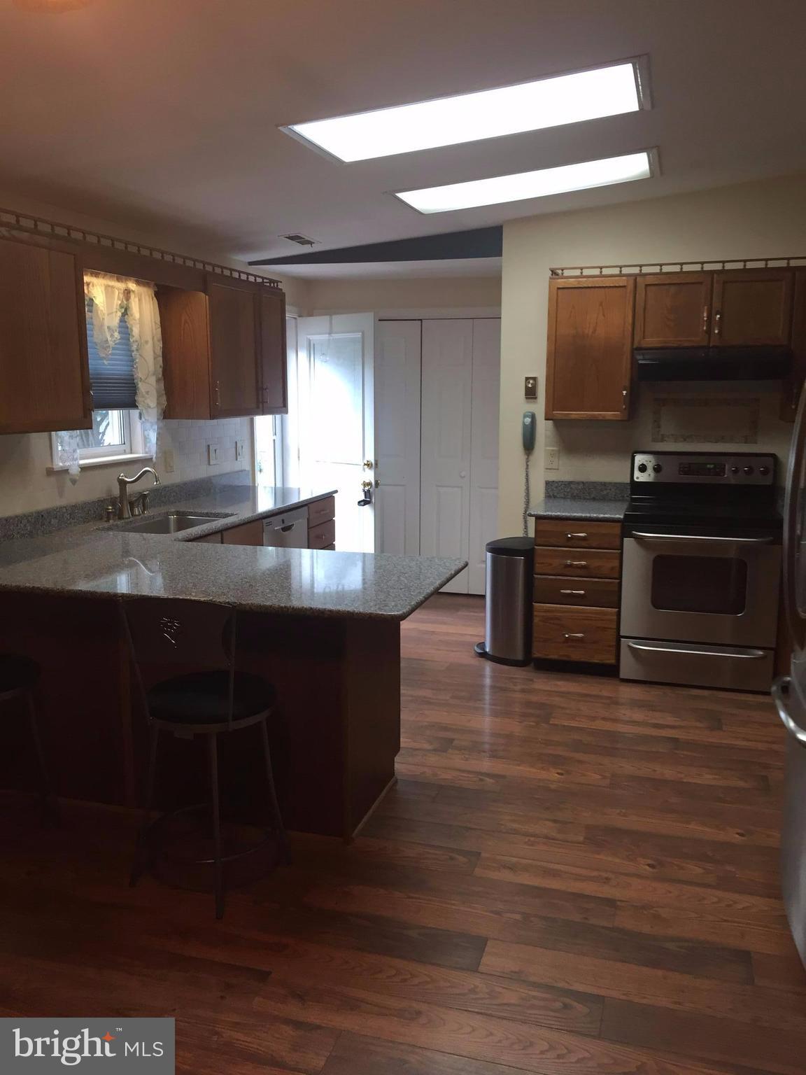 6640 Pine Top Road Hurlock, MD 21643 - Photo 17 of 30 sill stone counter tops