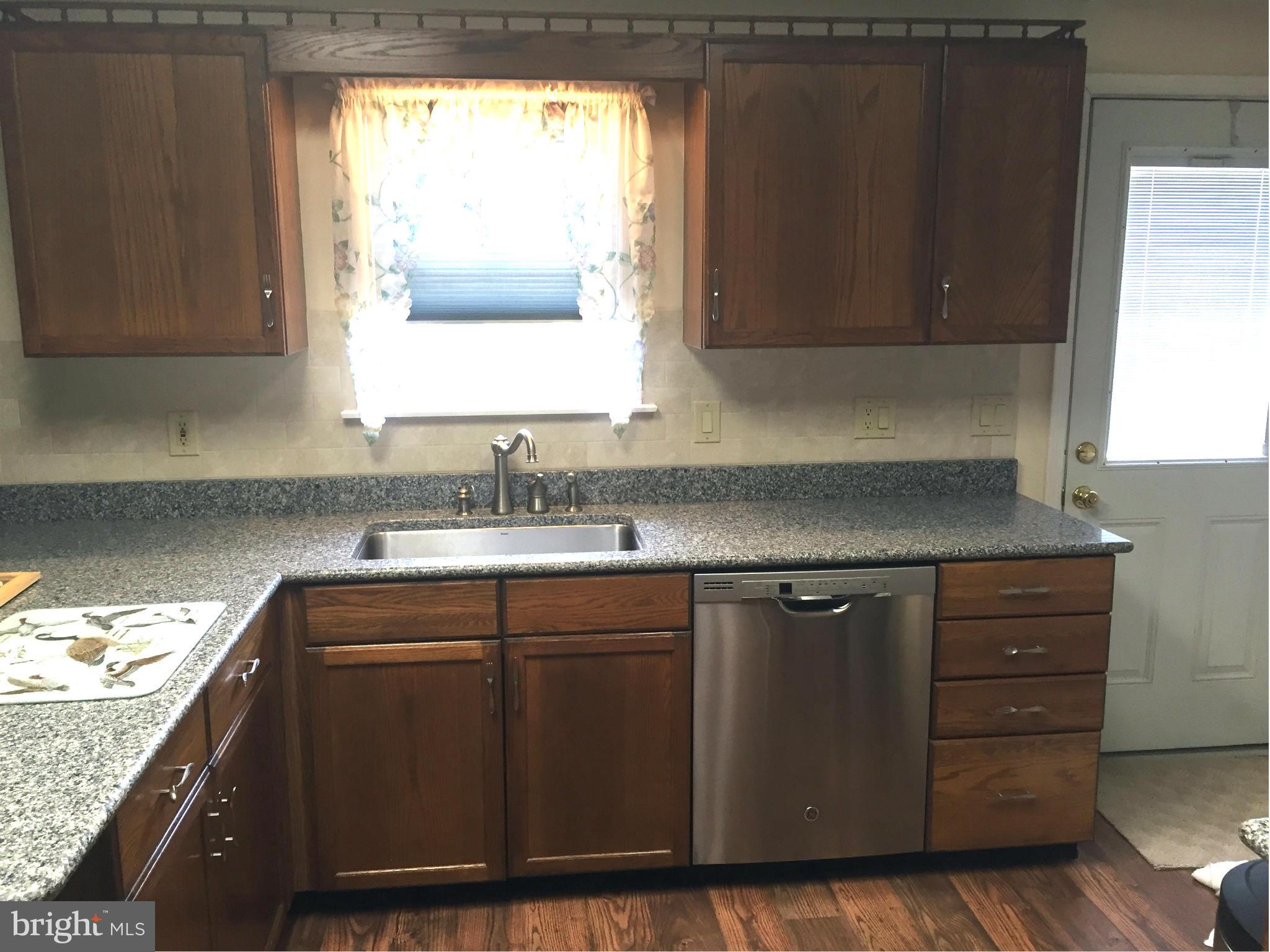 6640 Pine Top Road Hurlock, MD 21643 - Photo 18 of 30 Kitchen