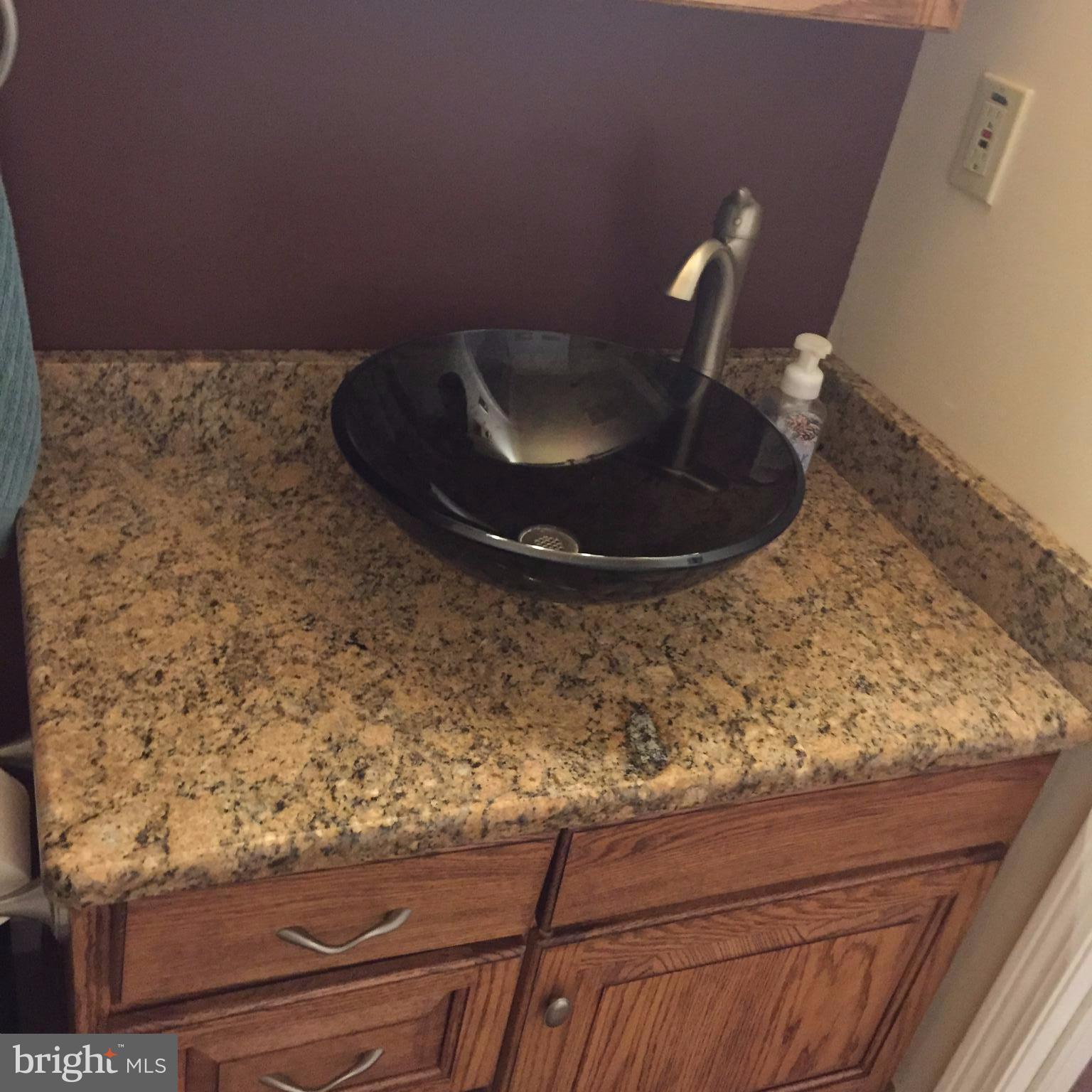 6640 Pine Top Road Hurlock, MD 21643 - Photo 23 of 30 Granite counter tops