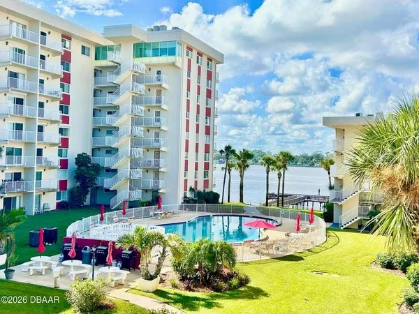 $137,900 | 2711 North Halifax Avenue, Unit 374, Daytona Beach, FL 32118