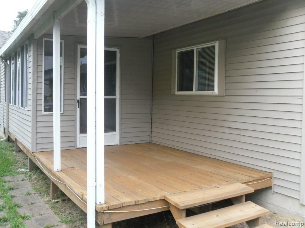 3544 South Merriman Road Wayne, MI 48184 - Photo 3 of 9 SDC11452.JPG
