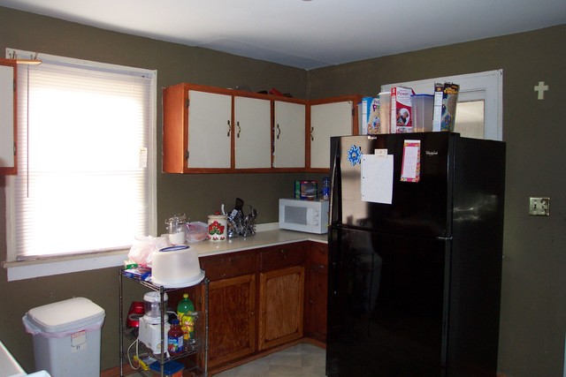 778 Spring Street Aurora, IL 60505 - Photo 12 of 16 a kitchen with a sink cabinets and appliances