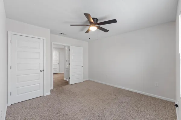 $1,995 | 4603 Honor Guard Way, Crestview, FL 32539