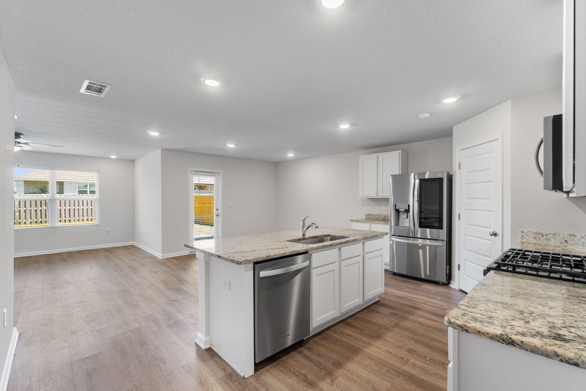 4603 Honor Guard Way Crestview, FL 32539 - Photo 6 of 23 7-web-or-mls-Final-4