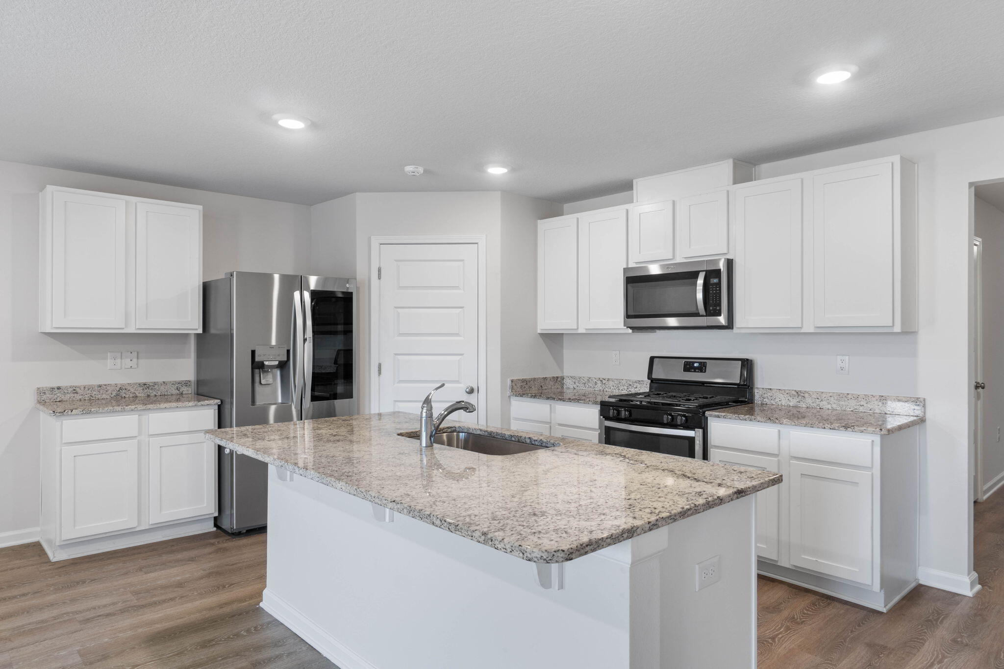 4603 Honor Guard Way Crestview, FL 32539 - Photo 7 of 23 9-web-or-mls-Final-6