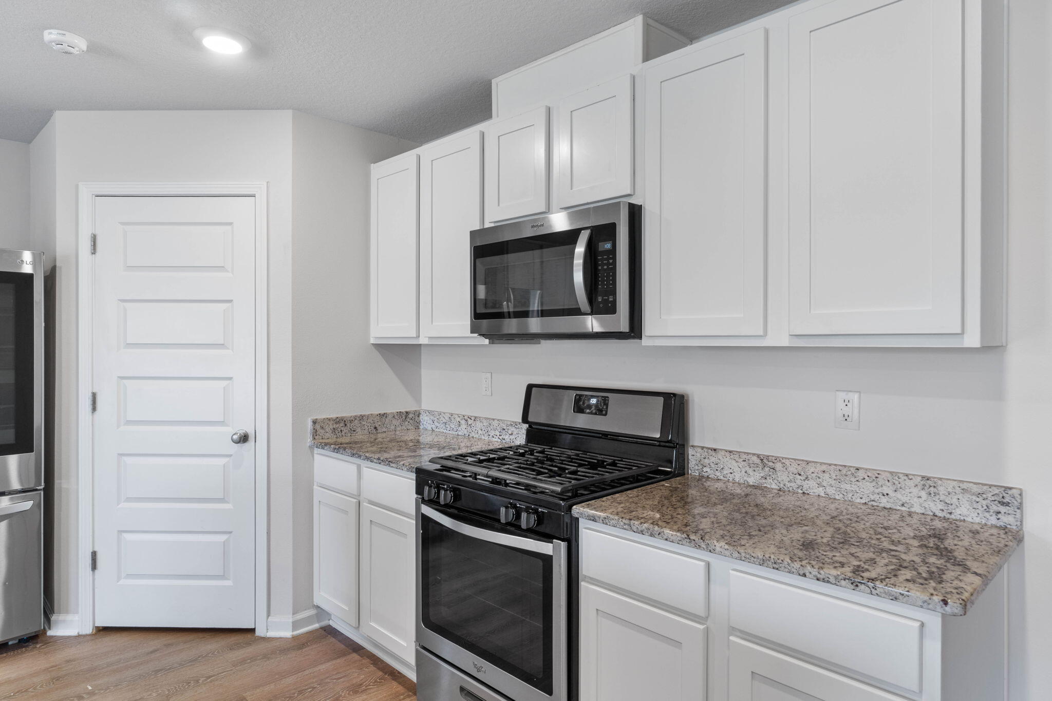 4603 Honor Guard Way Crestview, FL 32539 - Photo 8 of 23 10-web-or-mls-Final-7