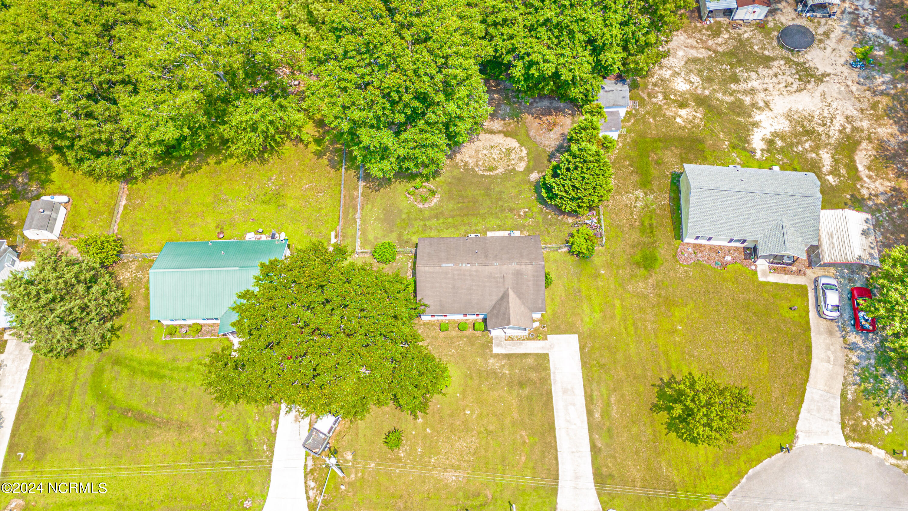117 Katie Lane Rockingham, NC 28379 - Photo 3 of 39 DJI_20240611142855_0004_D