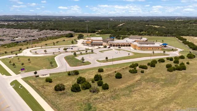 $4,400 | 220 Corazon, Boerne, TX 78006