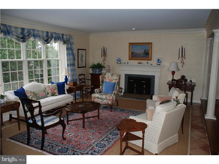 438 Inveraray Villanova, PA 19085 - Photo 5 of 24
