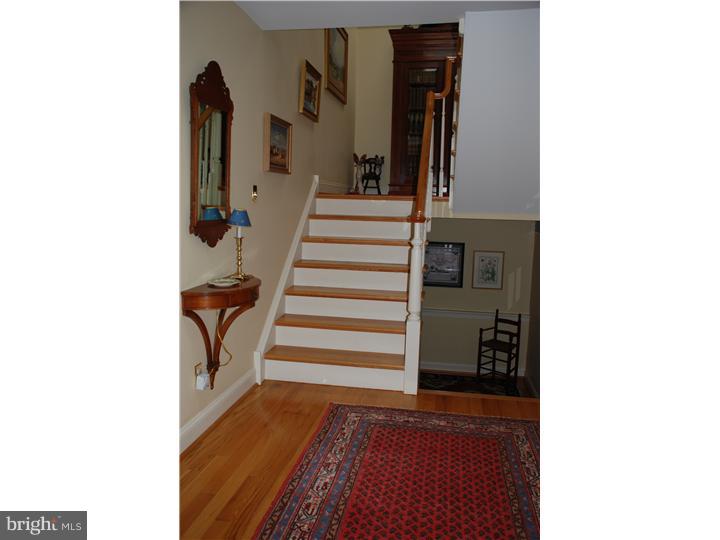 438 Inveraray Villanova, PA 19085 - Photo 6 of 24