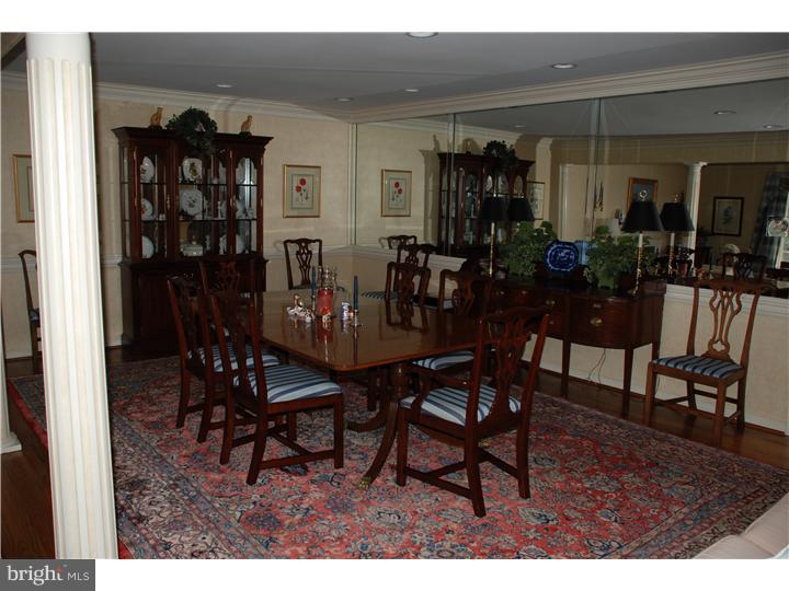 438 Inveraray Villanova, PA 19085 - Photo 7 of 24