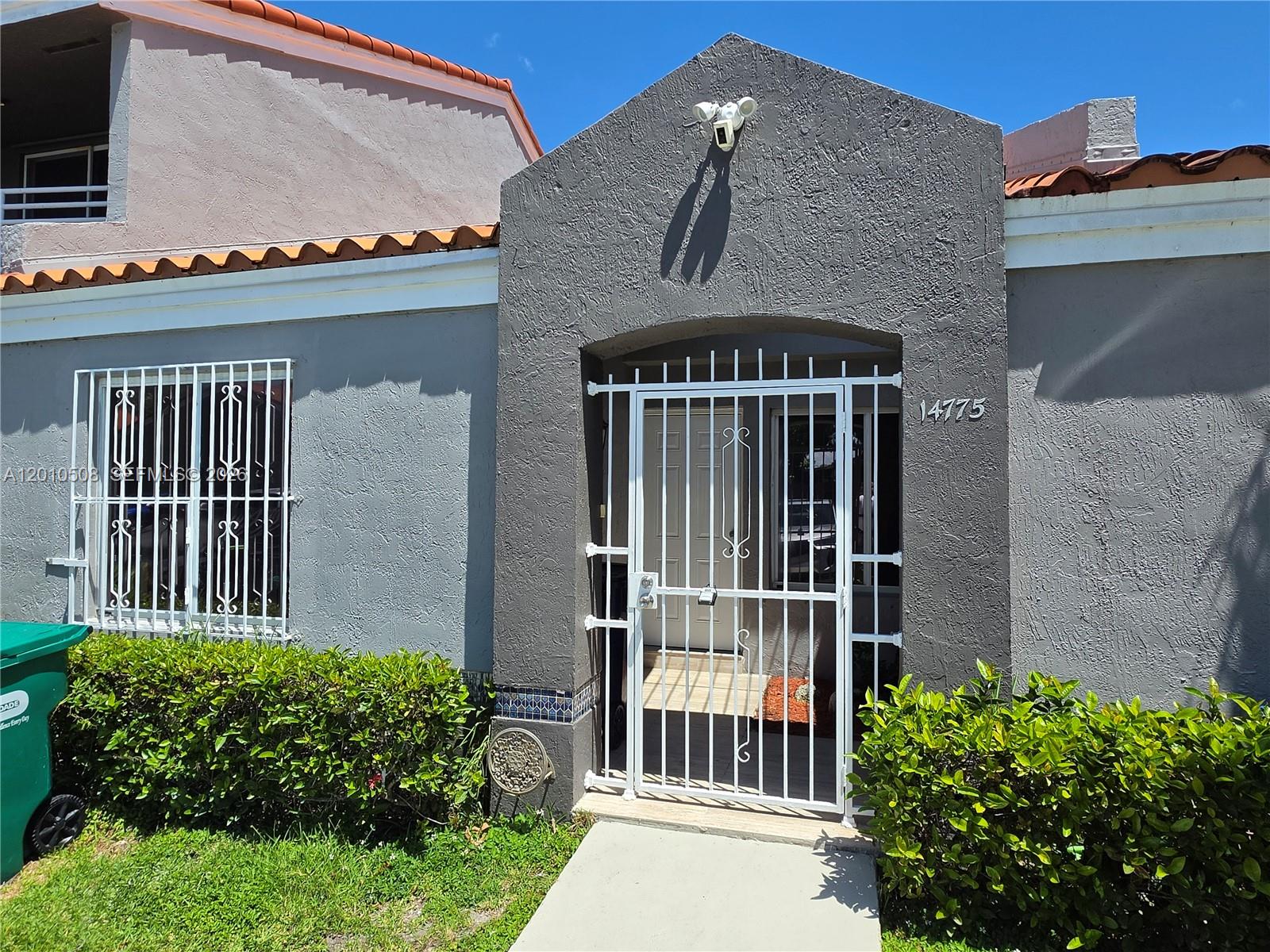 14775 Southwest 83rd Lane, Unit 14775 Miami, FL 33193 - Photo 2 of 26