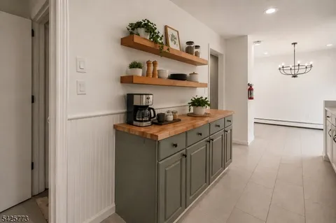 $649,000 | 9 Longview Avenue, Randolph, NJ 07869