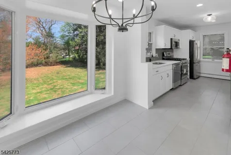 $649,000 | 9 Longview Avenue, Randolph, NJ 07869