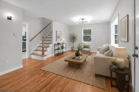 $649,000 | 9 Longview Avenue, Randolph, NJ 07869