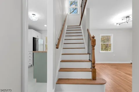 $649,000 | 9 Longview Avenue, Randolph, NJ 07869