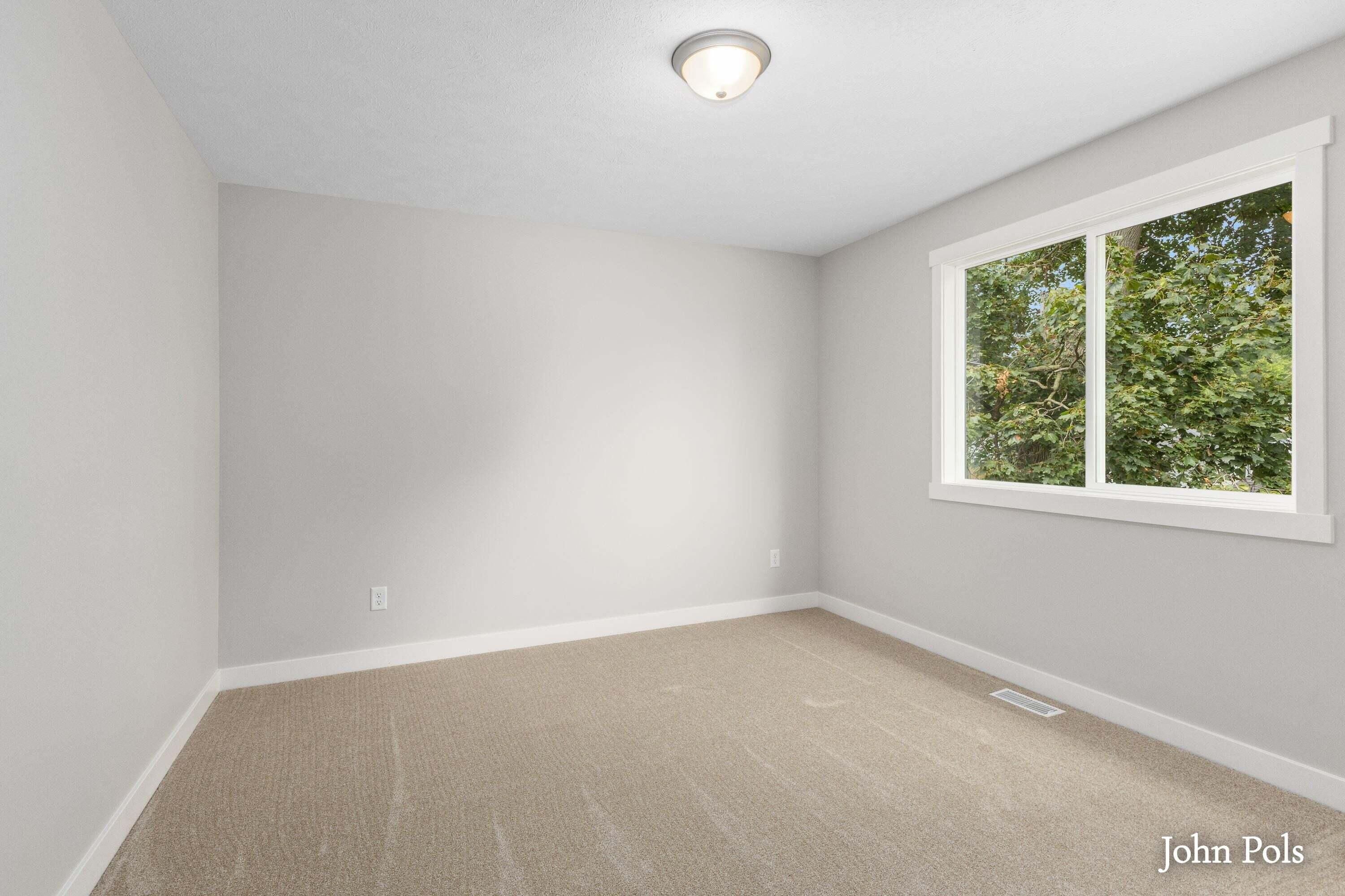 222 East Ellis Street Belding, MI 48809 - Photo 10 of 19 222 E Ellis_011