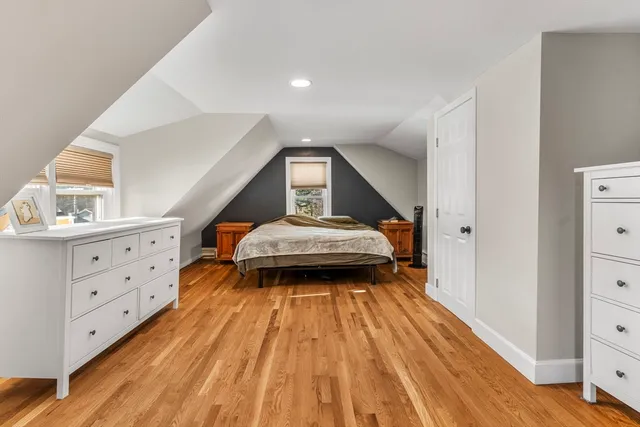 $3,200 | 191 Randolph Street, Unit 2, Abington, MA 02351