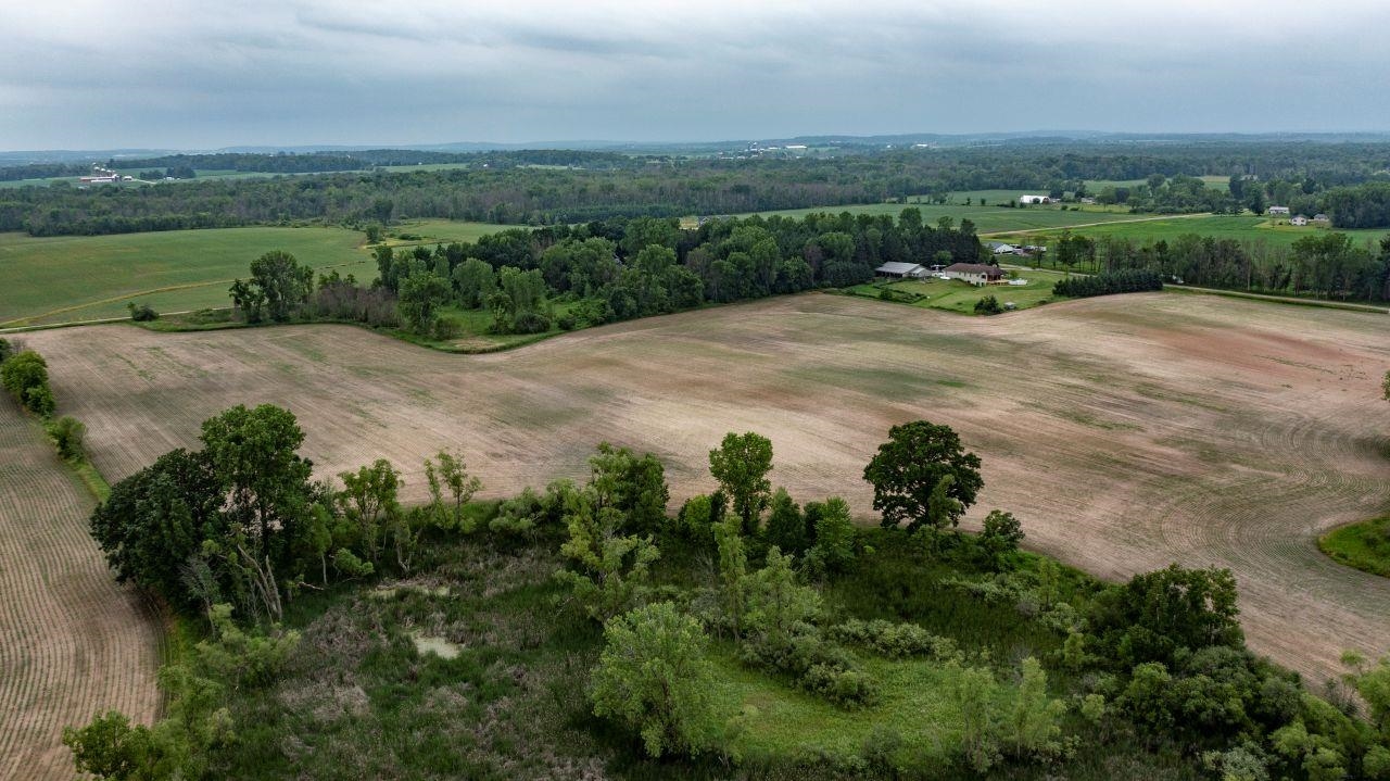 Blueberry Road, Unit 4 Bear Creek, WI 54922 - Photo 7 of 10