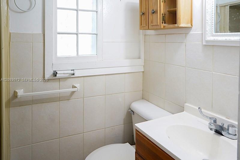 3438 Southwest 2nd Street, Unit R1 Miami, FL 33135 - Photo 6 of 10 Gallery Image 6