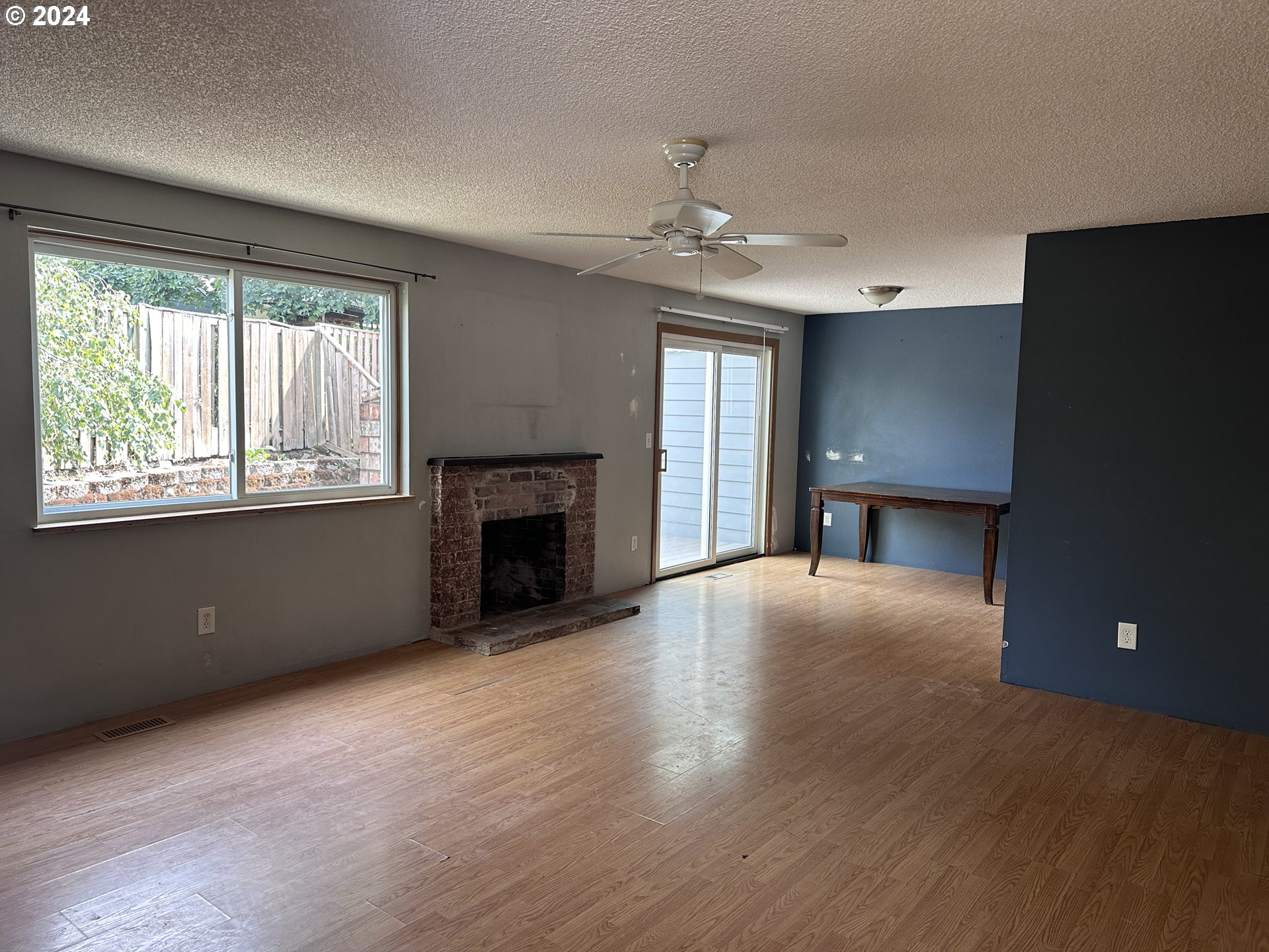 2632 Southwest 18th Place Gresham, OR 97080 - Photo 2 of 14