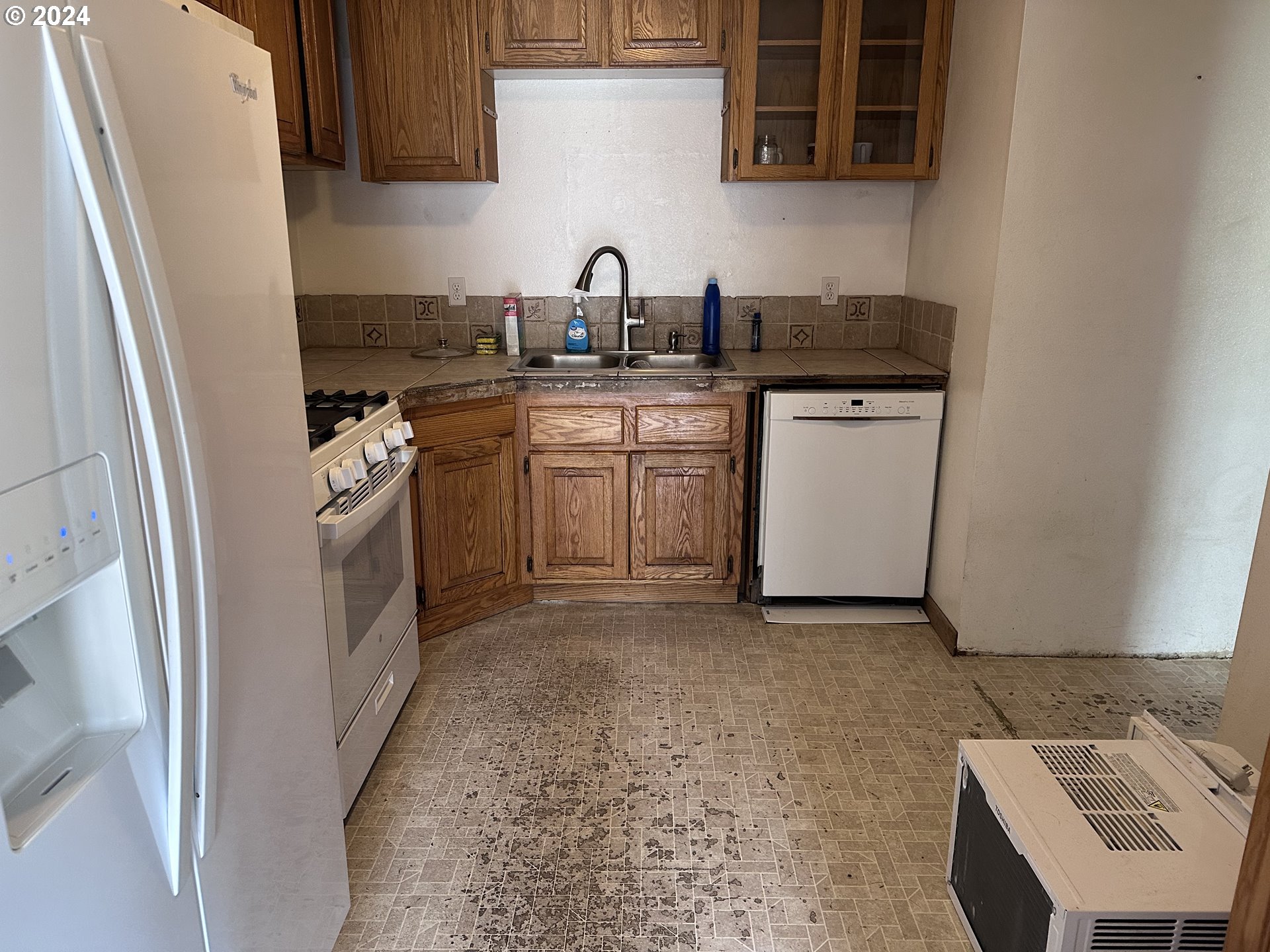 2632 Southwest 18th Place Gresham, OR 97080 - Photo 6 of 14