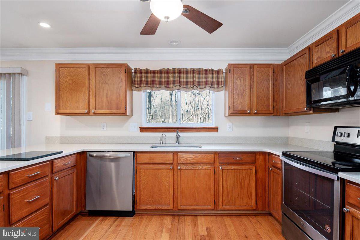 9316 Spring Water Path Jessup, MD 20794 - Photo 9 of 38