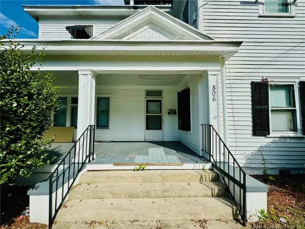 $1,200 | 806 Caldwell Street, Lumberton, NC 28358