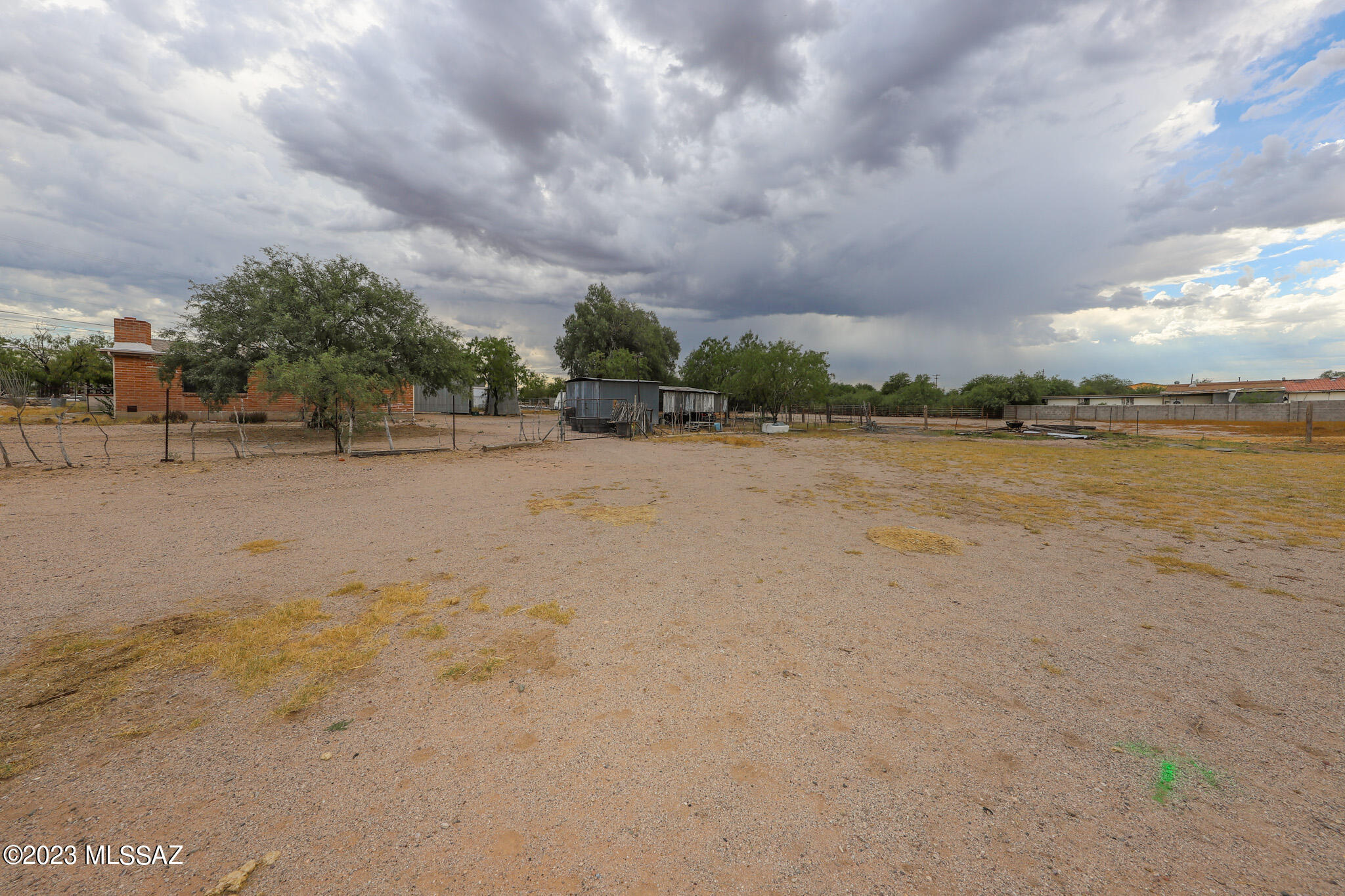402 East Corona Road Tucson, AZ 85756 - Photo 5 of 45 Gallery Image 5