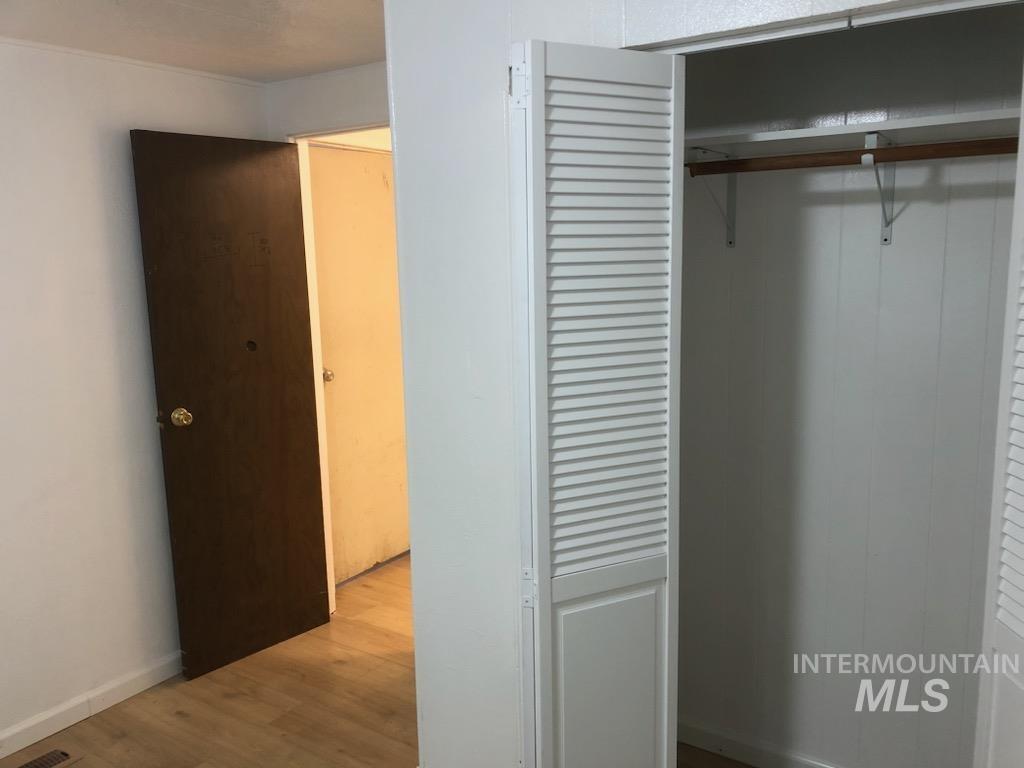 655 Dolson Lane Eagle, ID 83616 - Photo 11 of 23 View of closet