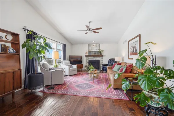 $369,900 | 2614 Handel Drive, Bloomington, IL 61704