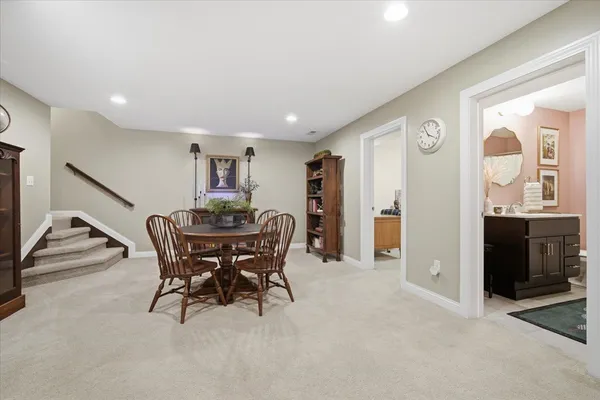 $369,900 | 2614 Handel Drive, Bloomington, IL 61704