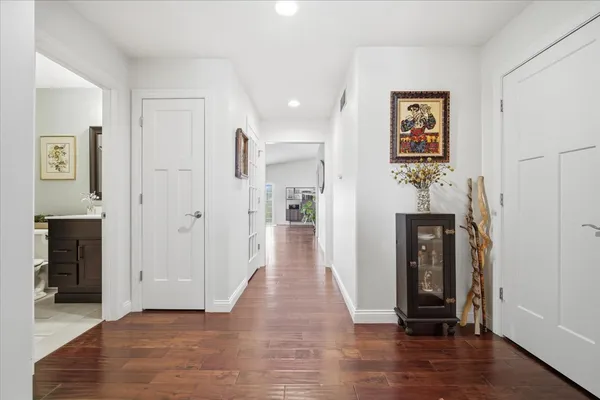 $369,900 | 2614 Handel Drive, Bloomington, IL 61704