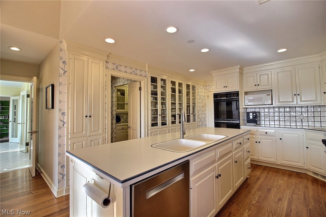 9400 Smith Road Willoughby, OH 44094 - Photo 13 of 34 Gallery Image 13
