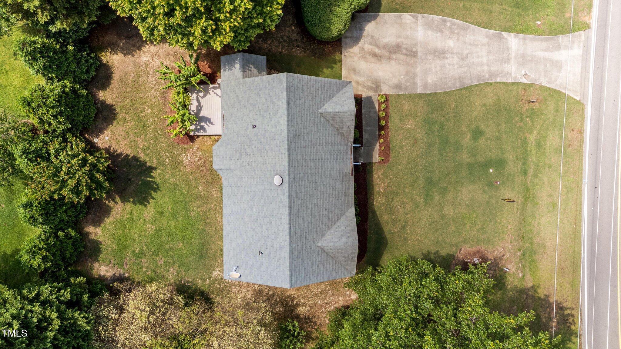 765 South Hollybrook Road Wendell, NC 27591 - Photo 11 of 38 11-web-or-mls-DJI_20250514111616_0121_D
